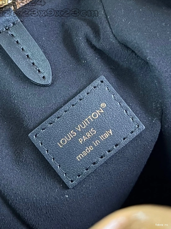 Louis Vuitton Trunk PM Noé 0727